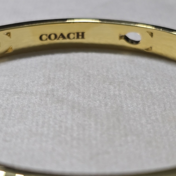 Coach Signature Enamel  Bangle - Picture 6 of 7